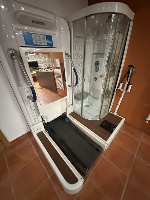 Roca Aquatech Fitness Hidromassagem