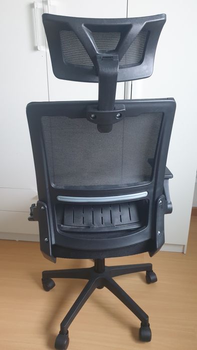 Cadeira de escritório ergonómica