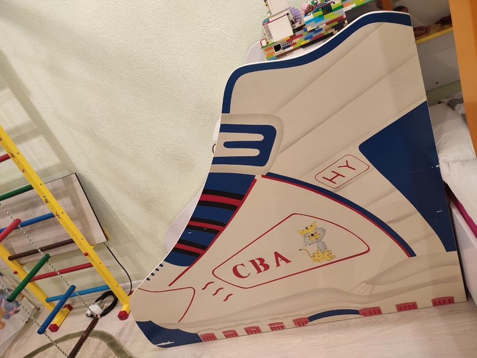 Меблі в дитячу кімнату, комплект меблів