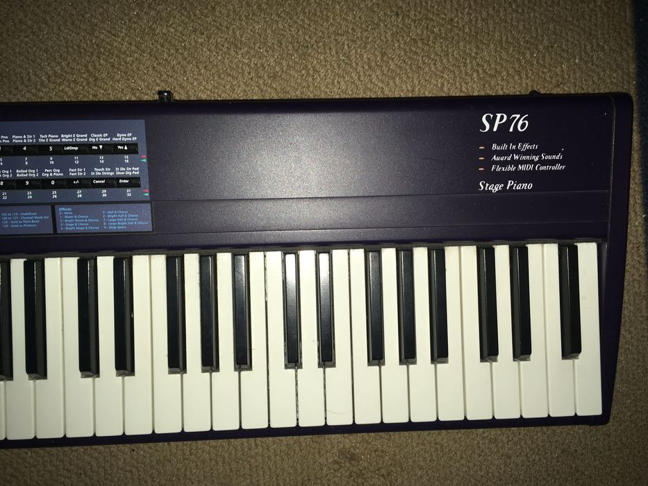 Kurzweill sp 76 com pedal sustain