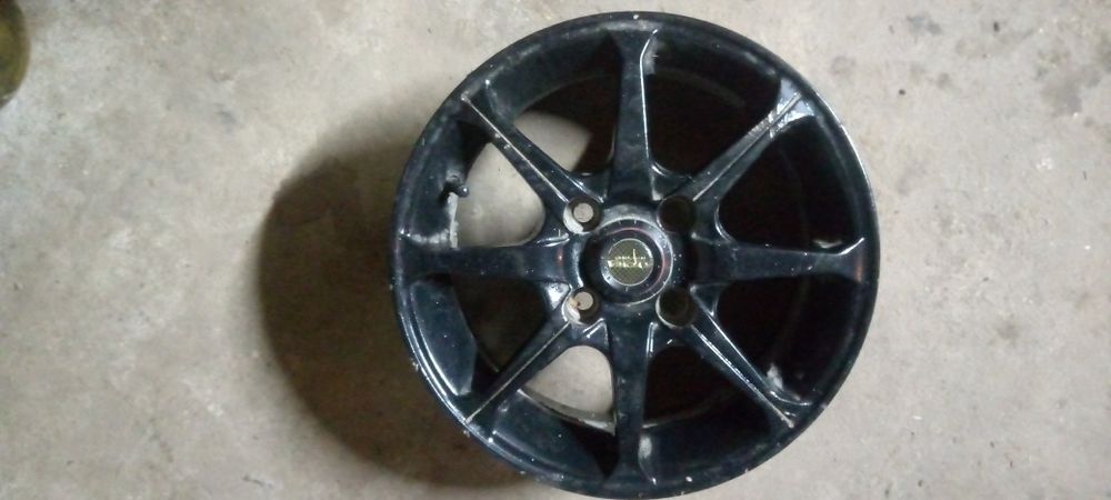 Продам титани на 13