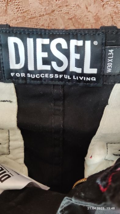 Джинсы diesel   .