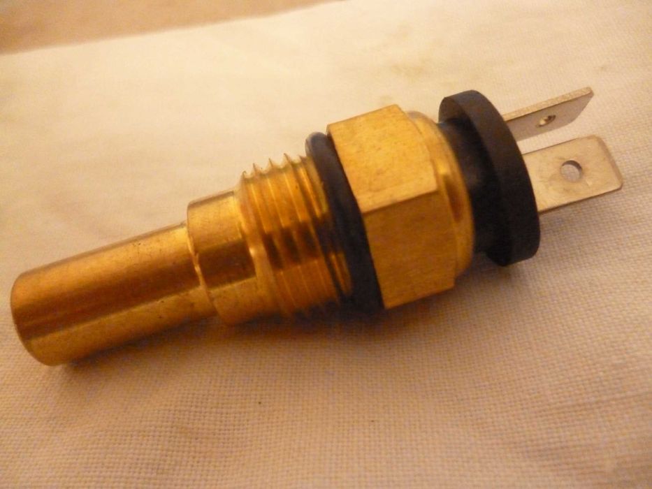 Датчик температуры охлаждающей жидкости XEMS93