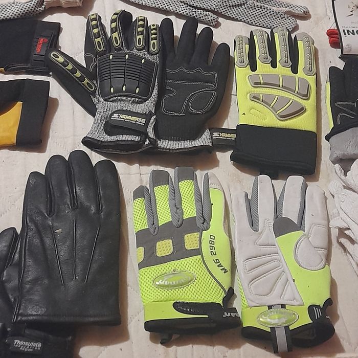 Продам рабочие перчатки.