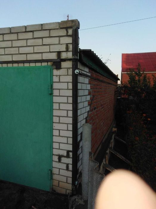 Стяжка, укрепление будинків від трещін ,металевими   канструкціямі