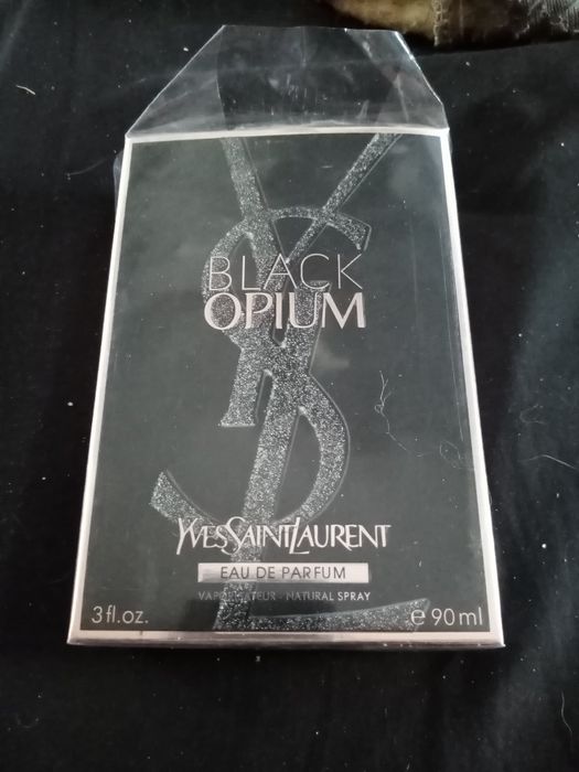 Sprzedam nowy perfum Ysl