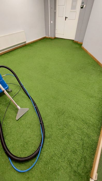 Хімчистка меблів на виїзд.