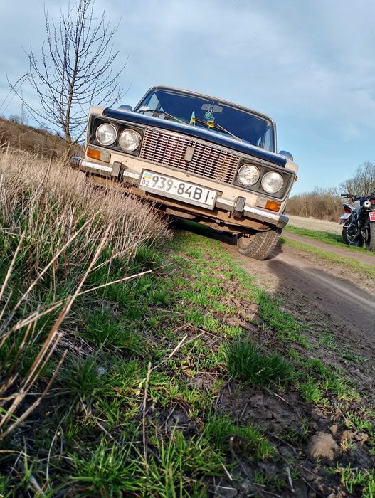 Продам авто ваз 2106