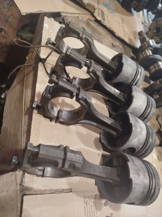 Опель  1.6 16d 16da поршня ремонт кадет шатуни колінвал блок