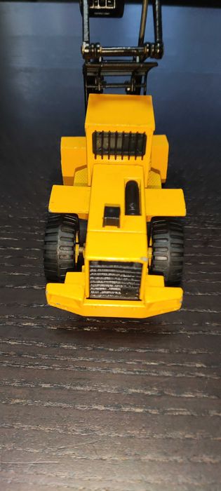 Camião máquina carregador florestal volvo BM L-160 escala 1:50