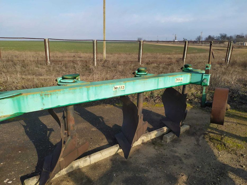 Плуг навісний ПЛН6-35к