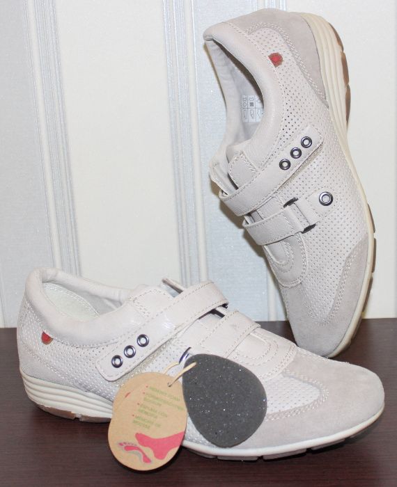 Шикарные суперкомфортные спортивные туфли Go Soft by relife р.38.