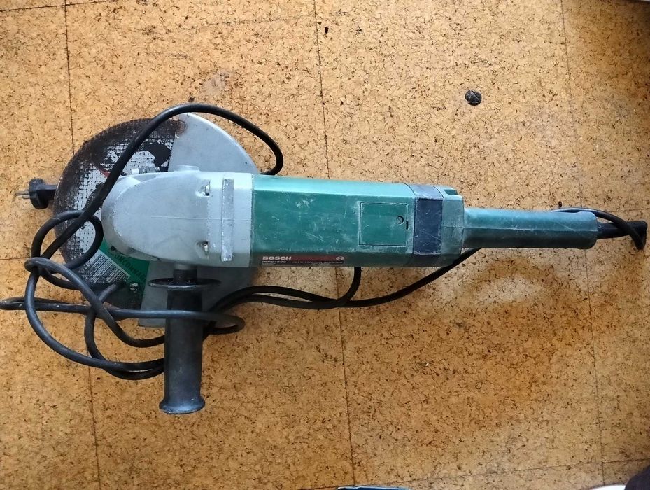 Rebarbadora Bosch PWS 1800