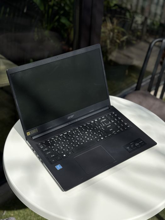 ТЕРМІНОВО!! Продам ноутбук Acer aspire 3
