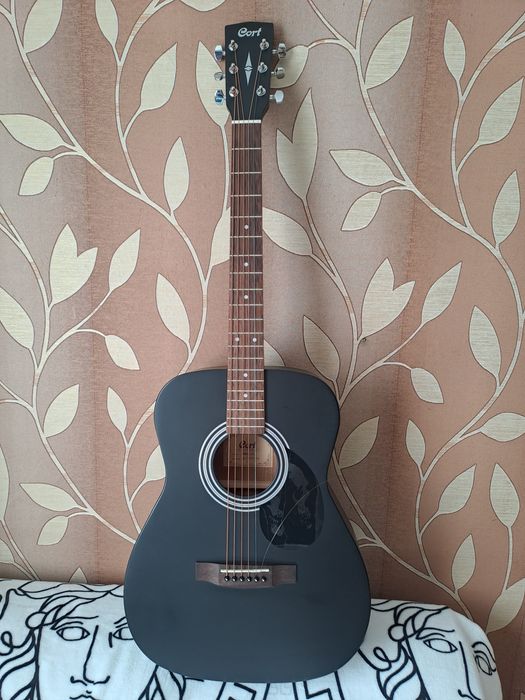 Продам гітару Cort  AF510