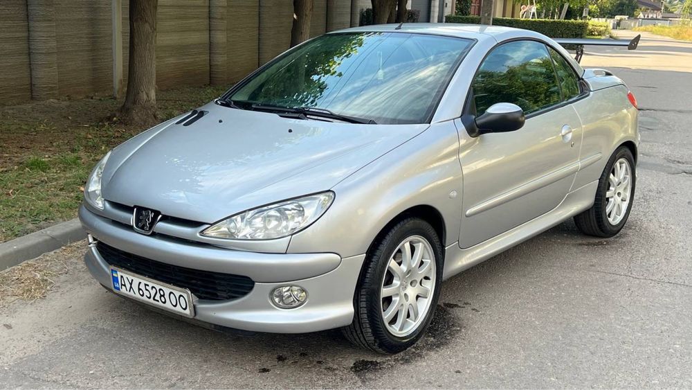 Peugeot 206 кабриолет 2.0 бенз