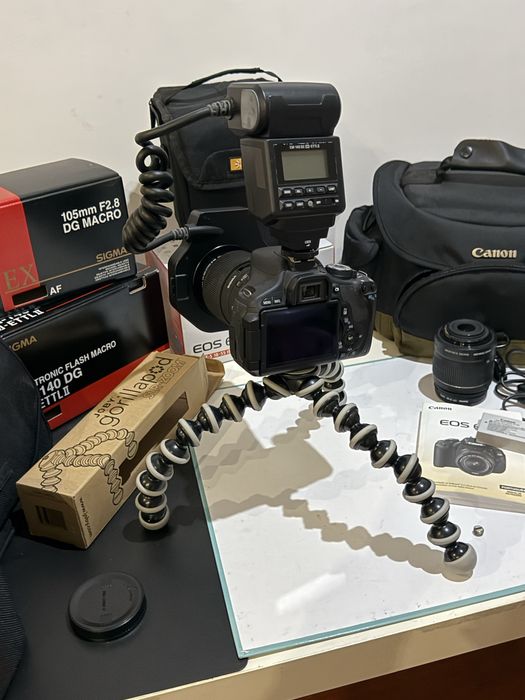 Pack Canon 600D + flash anelar e objetiva sigma e mala