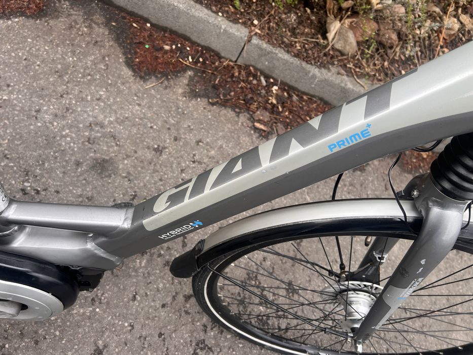 Rower elektryczny GIANT PRIME 400WH z silnikiem centralnym YAMAHA /A