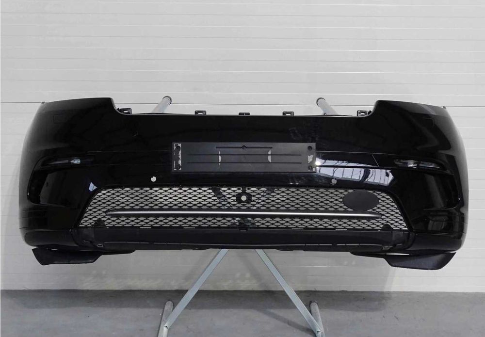 RANGE ROVER VELAR L560 бампер передній 2017-2025 рік