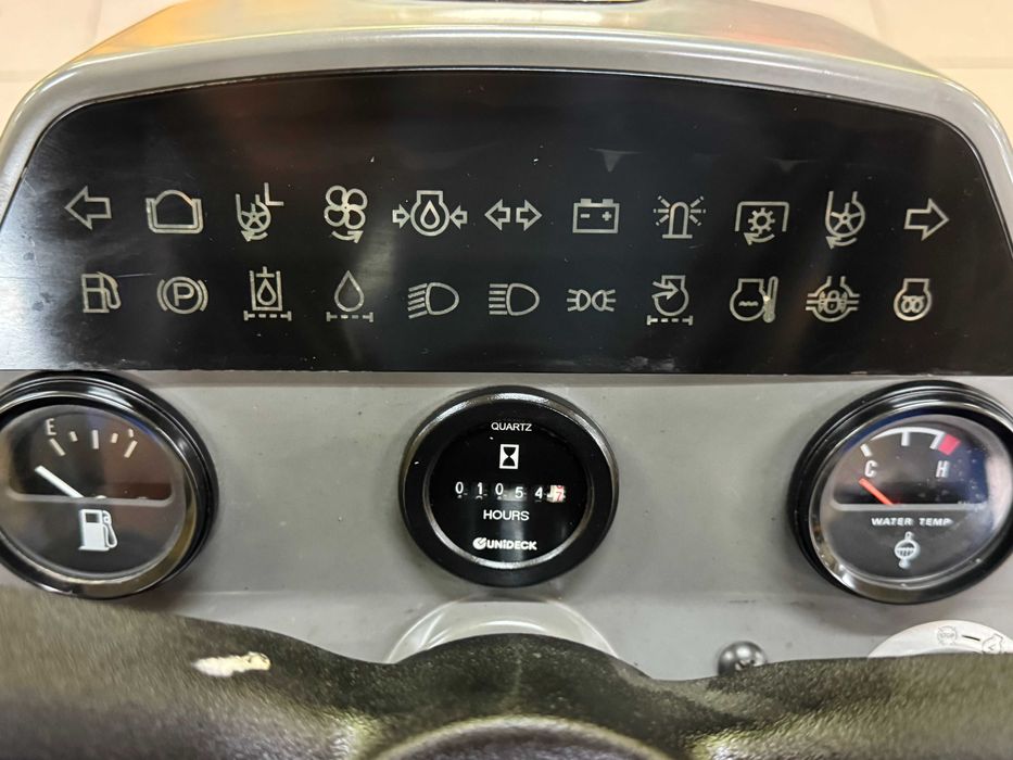 Kosiarka Traktor ISEKI SF 438 40KM 4X4 DIESEL 1054 MTG CENA BRUTTO