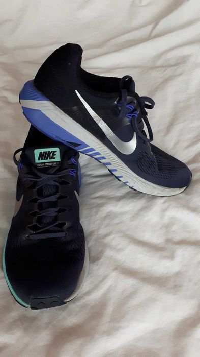 Nike Structure 21 rozmiar 42
