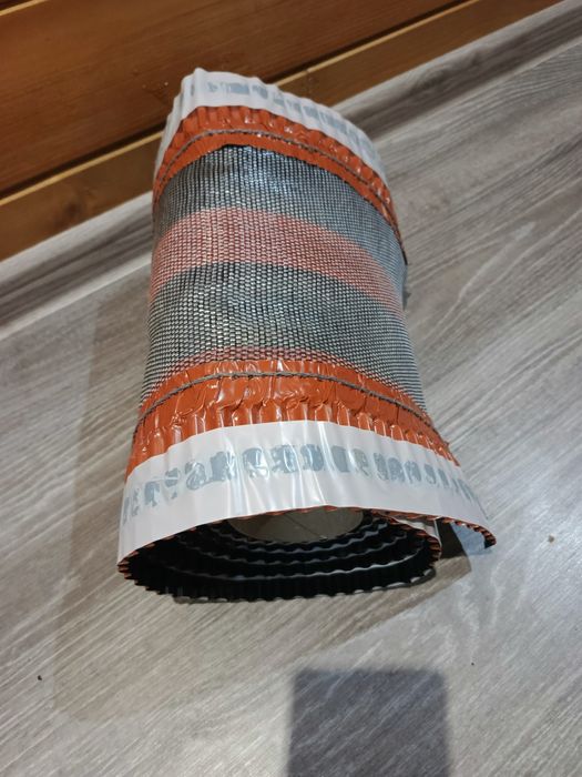 Taśma kalenicowa czarna