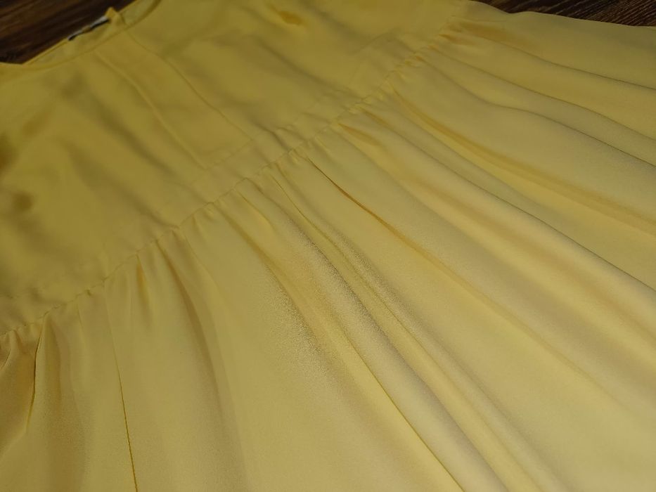 MINT & BERRY sukienka żółta bananowa za kolano midi z Zalando rozm. 40