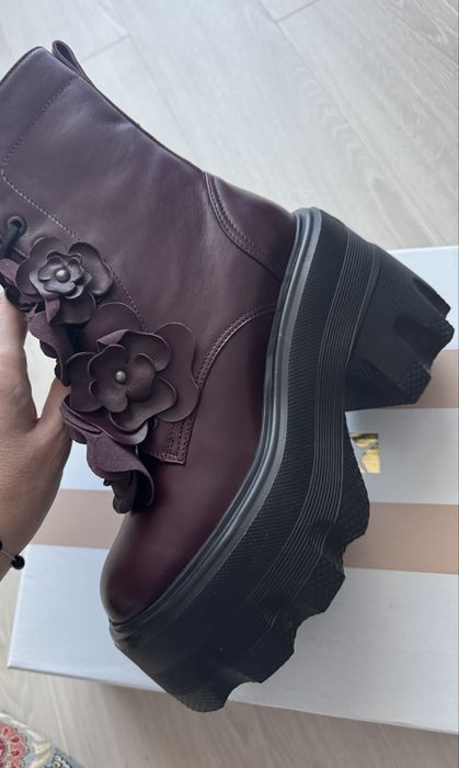 Жіночі ,шкіряні , модельні чобітки