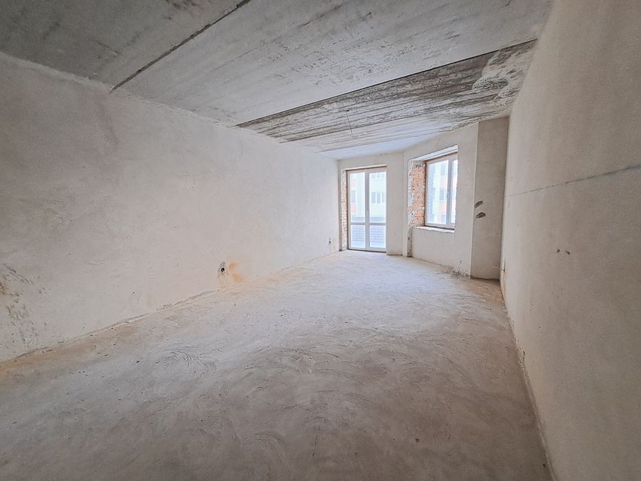 Продаж 3 км.квартири вул.Вербицького