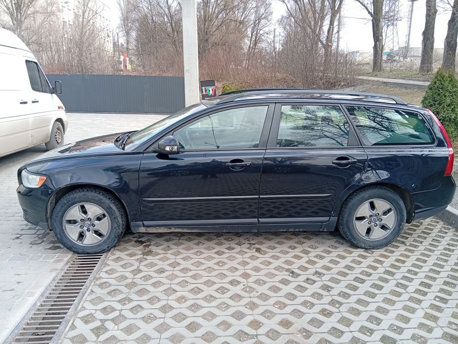 Продається автомобіль Volvo V50