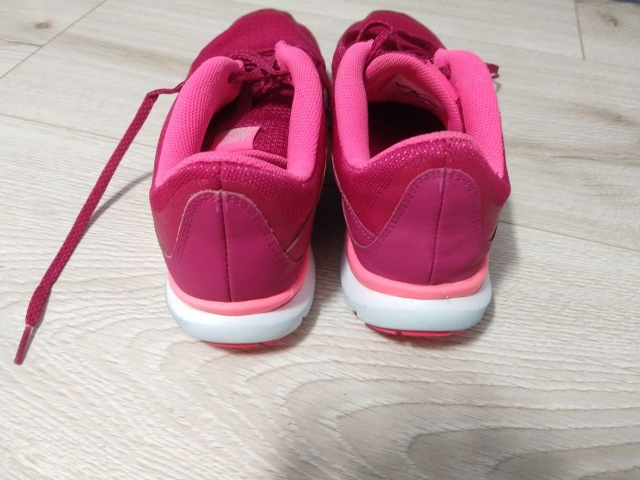 Кросівки Nike 27.5 см