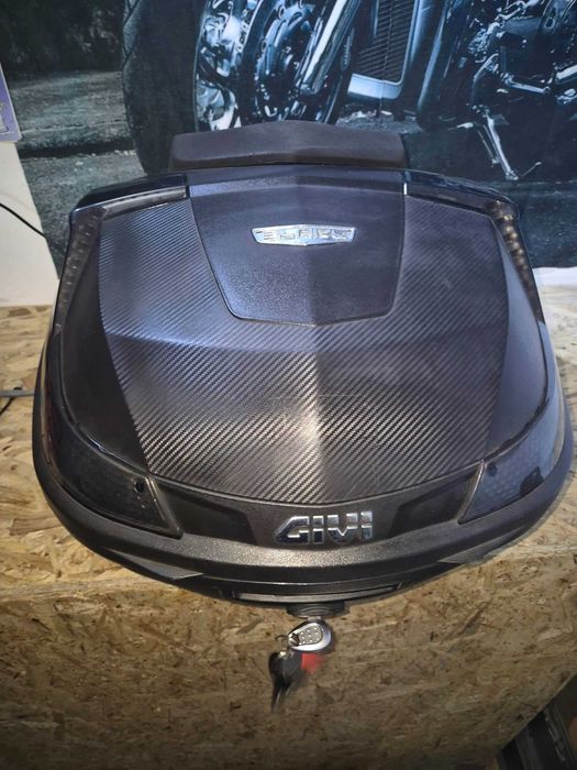 Top case Givi B37 Blade Tech Monolock