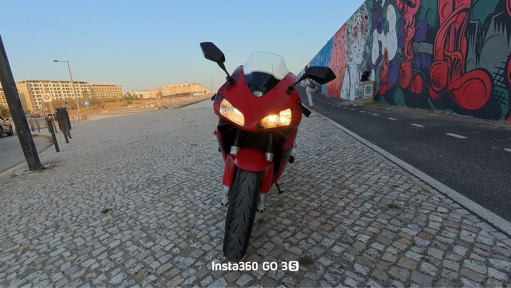 Honda CBR 600RR – Bom Estado!**