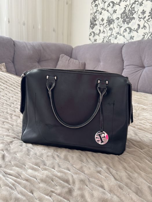 Сумка шкіряна чорна