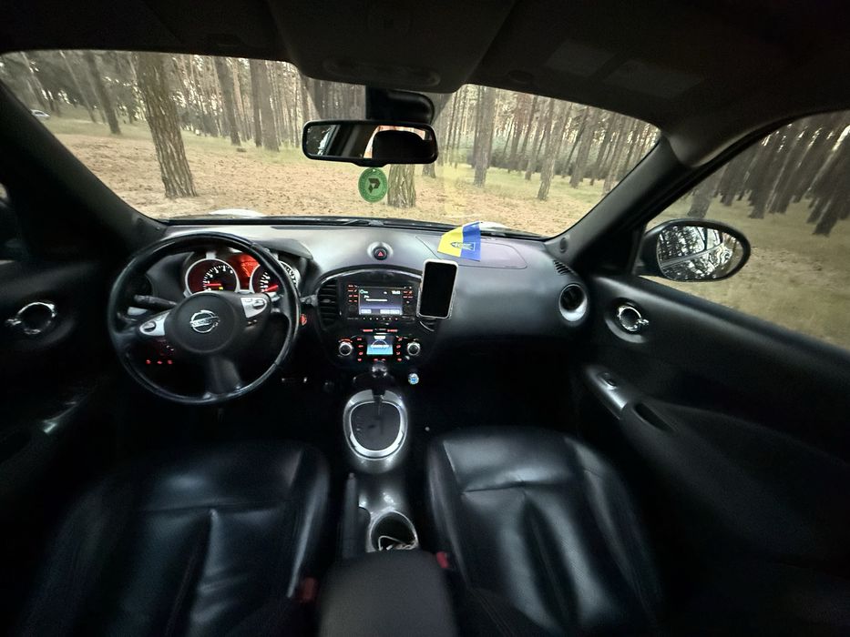 Продам/обменяю Nissan Juke. 4х4Полный привод. 1.6 турбо
