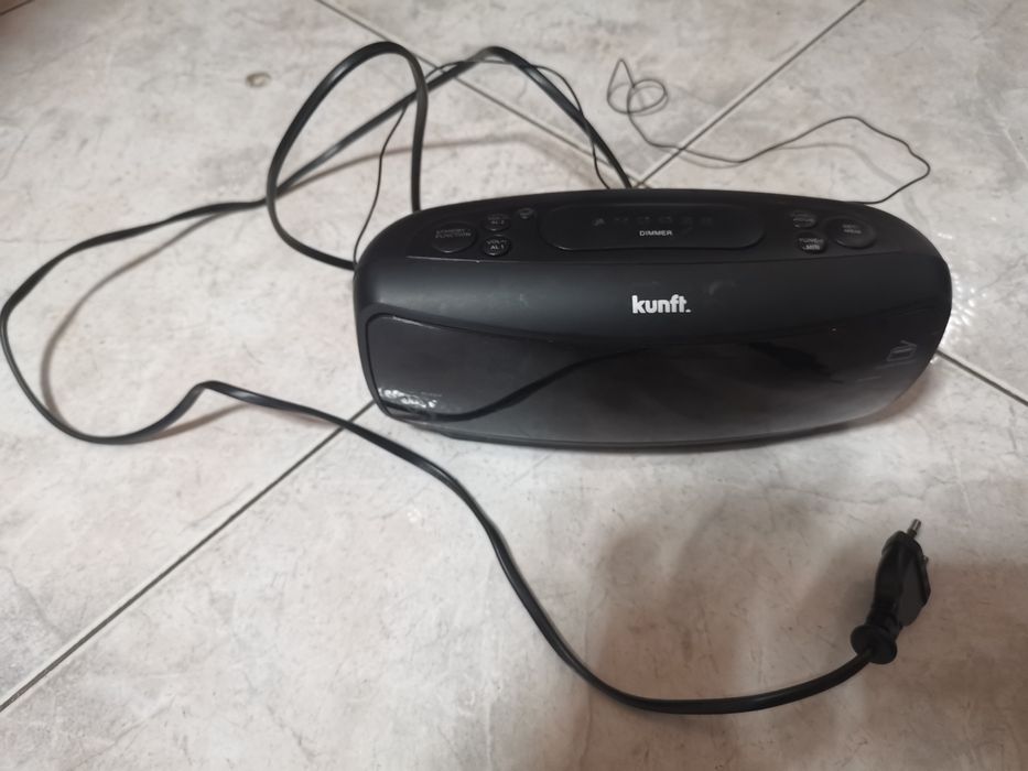 Rádio relógio com alarme