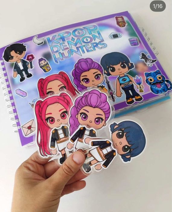 Альбоми з іграми на липучках K-POP