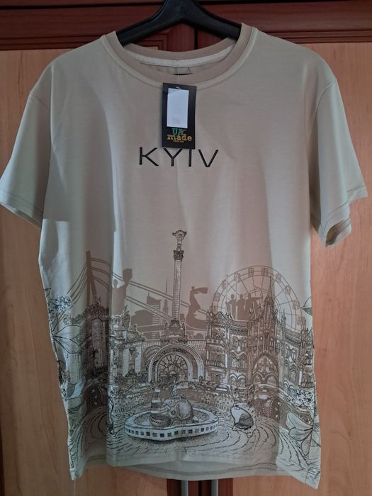 Футболка НОВА 250 грн