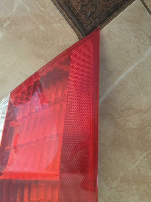bmw e61 lampy tylne w błotniki przedlift