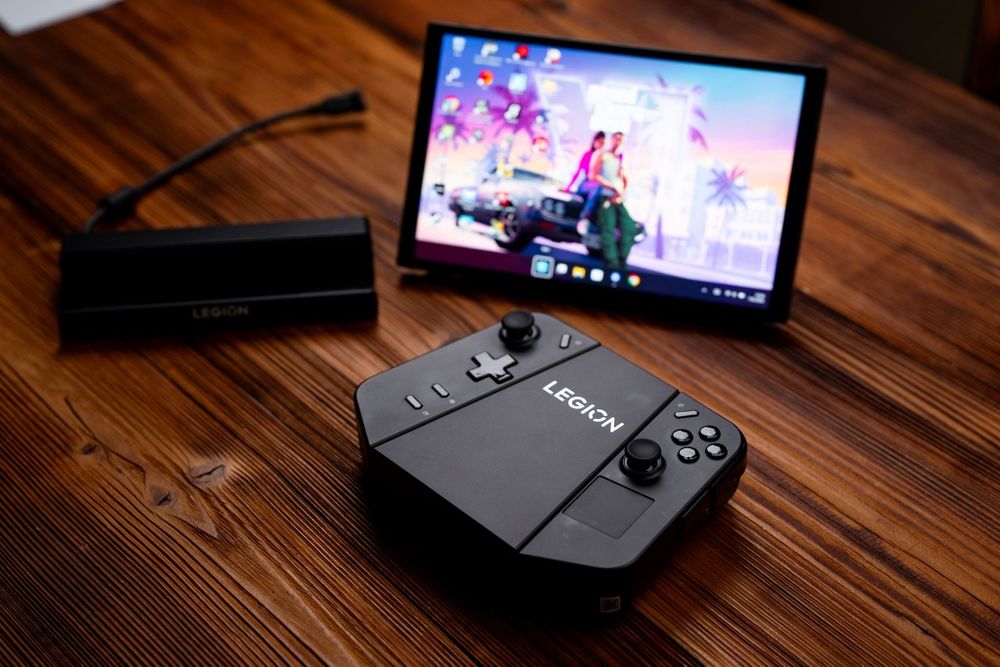 Konsola Lenovo legion Go - mega zestaw! Idealny stan!