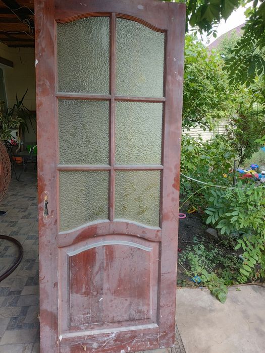 Дерев'яні міжкімнатні двері та вікна