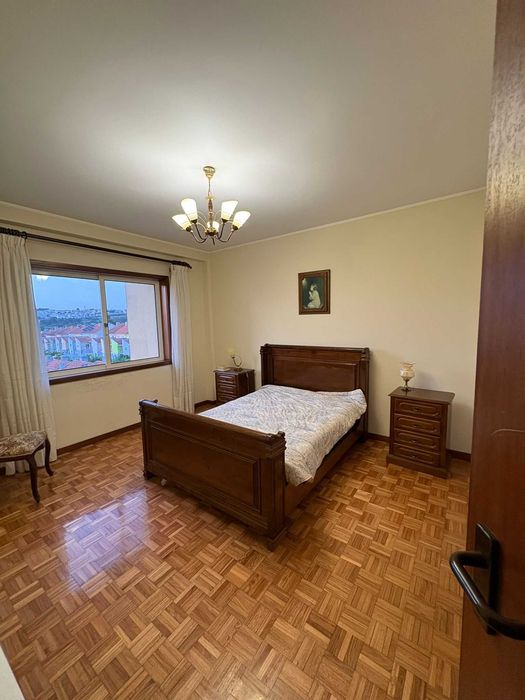 Apartamento  T-3 com lugar de garagem