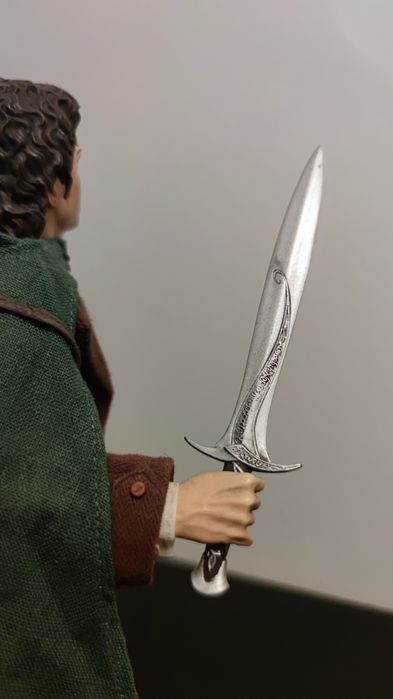 Figura colecionável Frodo Baggins (Escala 1/4) - Lord of The Rings