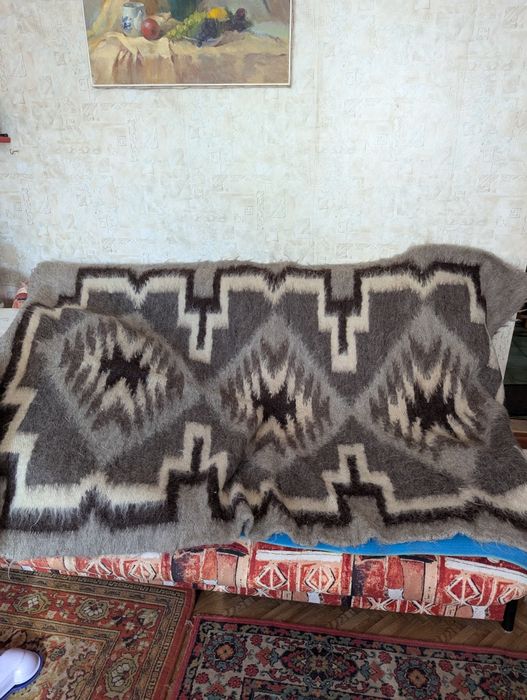 Одеяло из овечьей шерсти.