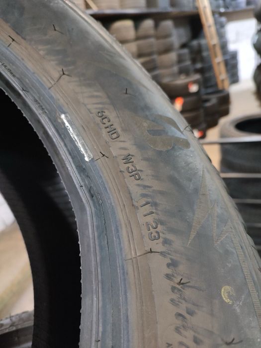 Шини 225/60 18 Bridgestone Blizzak LM005