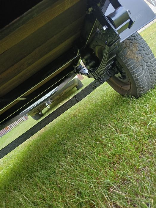 Przyczepka samochodowa