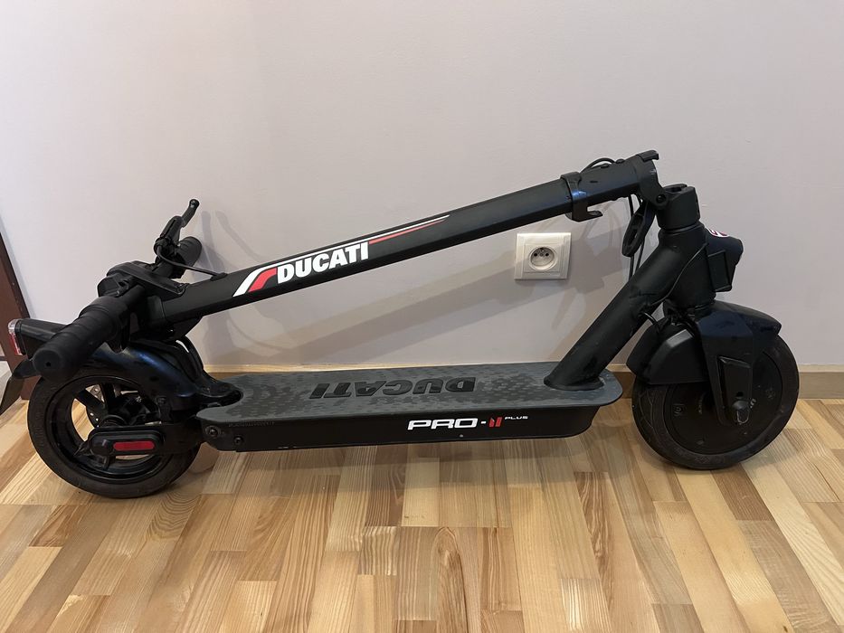 Sprzedam hulajnogę elektryczną Ducati Pro 2 Plus