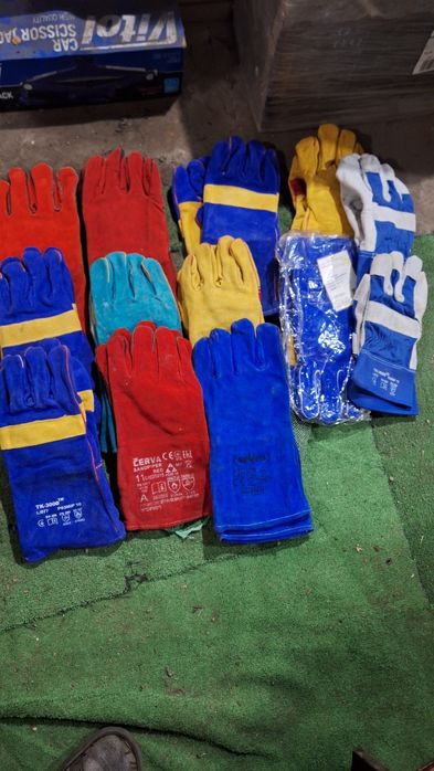 Продам сварочные перчатки