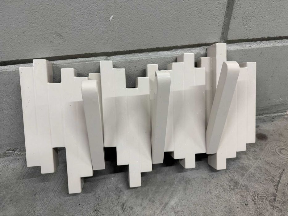 Bengaleiro/Cabide Moderno de pendurar na parede (Interdesign)