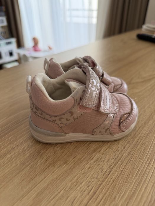 Кросівки  Geox для дівчинки